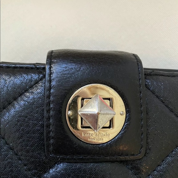 COPY - Kate Spade Quilted Clutch Wallet - Picture 3 of 6